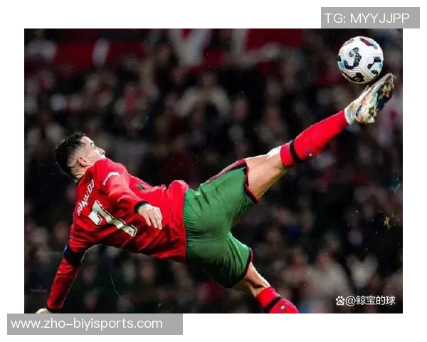 感动人心的足球明星十人榜单揭示他们背后的感人故事与泪水瞬间